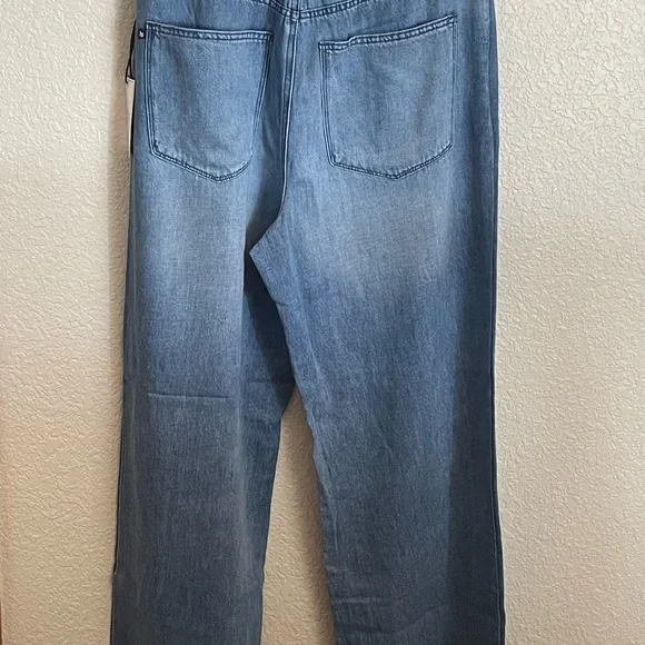 Judy Blue Medium Wash Wide Legged Relaxed  Drawstring Denim with Gold-Tip Cords - Picture 5 of 16